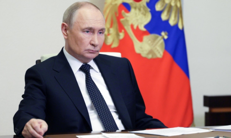 Мащабна тайна мрежа в Русия готви свалянето на Путин със сила?